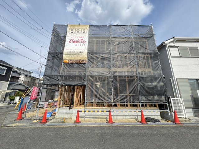 角地＆目の前が田畑につき開放感あり●陽当たり良好３ＬＤＫ●駐車２台可能●城陽市平川広田