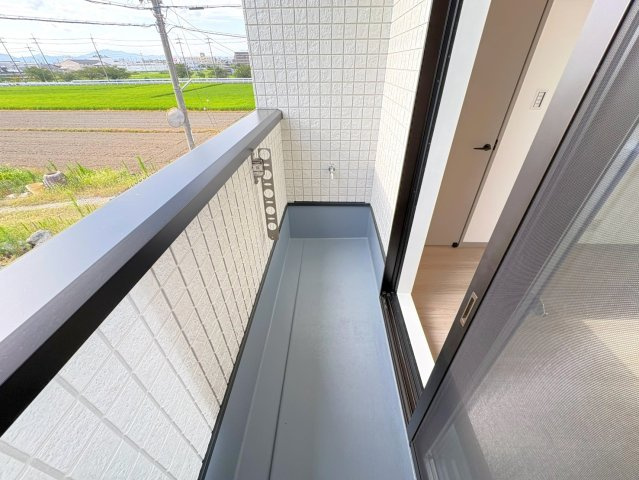 角地＆目の前が田畑につき開放感あり●陽当たり良好３ＬＤＫ●駐車２台可能●城陽市平川広田のバルコニー|バルコニー
