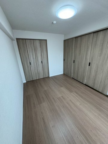 モアコート戸塚の洋室|洋室約5.8帖