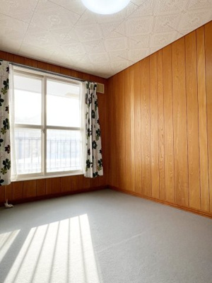 【洋室】 | 手稲区星置1-8 南東角地一戸建 | もうひとつの２階洋室も日当たりばっちり♪