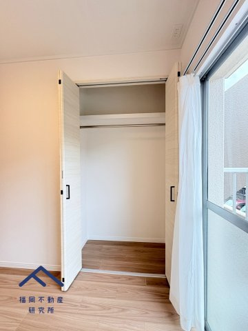 エメラルドマンション生の松原の収納