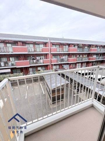 エメラルドマンション生の松原のバルコニー