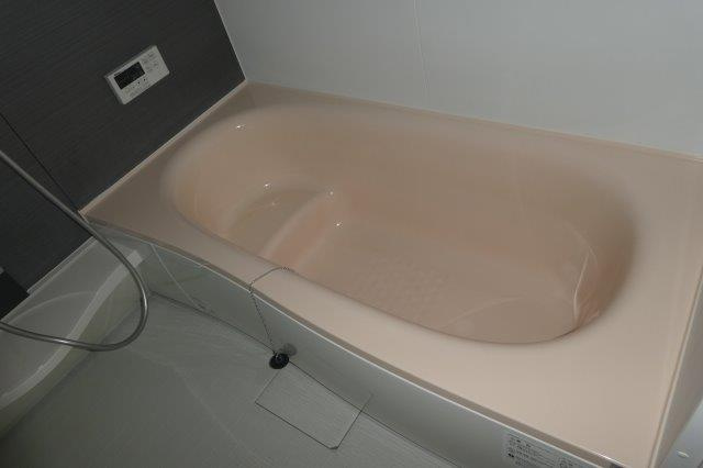 恵比寿Ⅱの浴室|追い焚きバス（一坪）