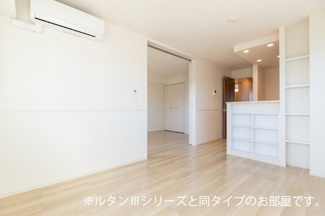 【居間・リビング】 | ホグワーツＡ | 使いやすいリビングです