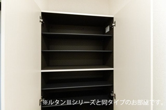 【収納】 | ホグワーツＡ | 十分な収納スペースがあります