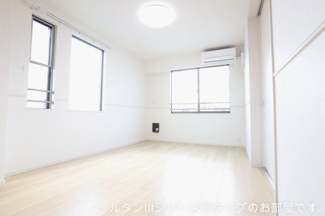 【居間・リビング】 | ホグワーツＡ | こちらの居間で趣味の時間をお楽しみください