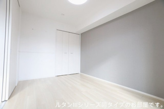 【内装】 | ホグワーツＡ | 明るい色調の室内です