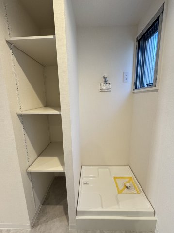 サンビューハイツ高輪台のランドリースペース