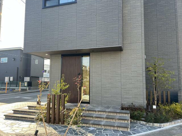 SOL（ソル）【　1階路面店　】