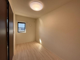 【内装】 | Ｏｌｉｖｅ（オリーブ） | 室内