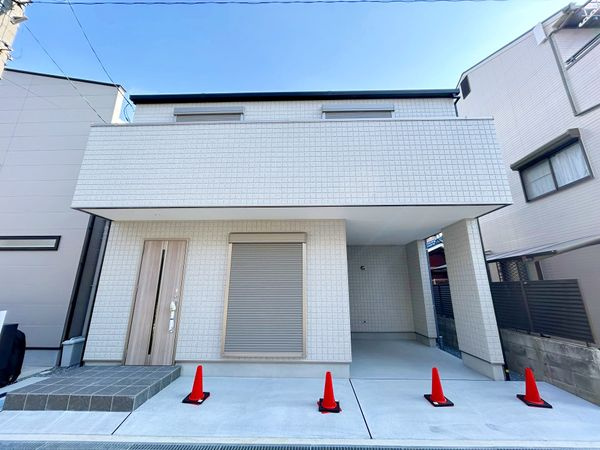 豊中市庄内西町4丁目　新築戸建の外観|きれいな外観です