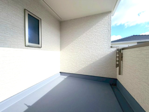 岸和田上町3期全2棟リーブルガーデン　1号棟のバルコニー|広々としたバルコニーです