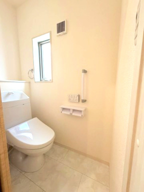 岸和田上町3期全2棟リーブルガーデン　1号棟のトイレ|トイレもきれいです