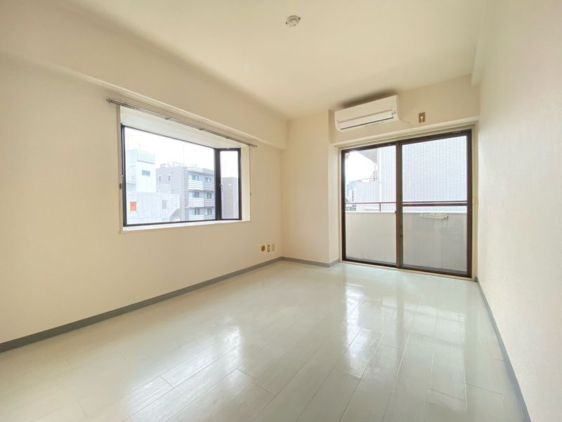 マートルコート中目黒の洋室