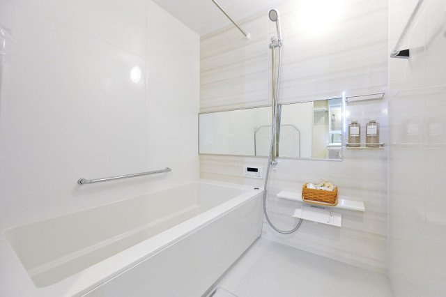 六実マンションの浴室|〈施工例〉ユニットバス