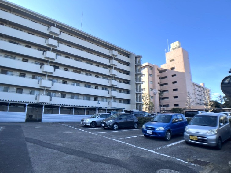 六実マンションの駐車場|駐車場/月額6,000円（空き状況要確認）