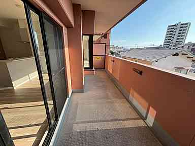 ダイアパレス草津ガーデンコートのバルコニー