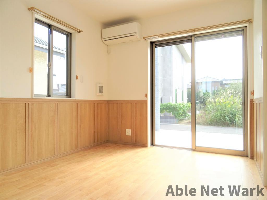 アイビス堀割タウンの居間・リビング|日当りのよいお部屋