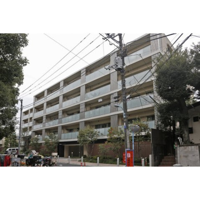 【外観】 | ソアラノーム荻窪天沼 | 鉄筋コンクリート造のがっちりとした建物。