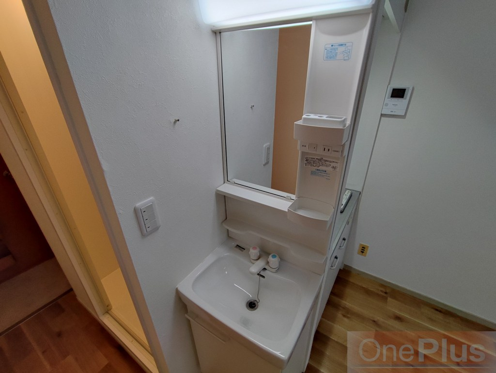 神戸市東灘区本山南町９丁目の賃貸マンションの独立洗面台