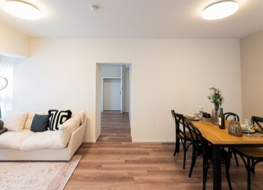 ライオンズマンション八戸ノ里 弐番館 の居間・リビング