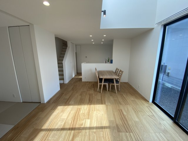 【居間・リビング】 | 北区鶴羽田2