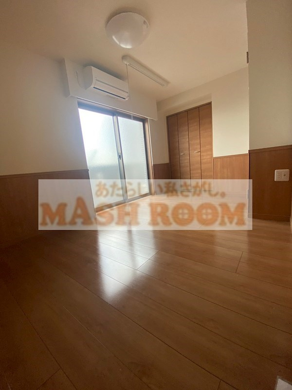 モン・シャトー松庵の居間・リビング