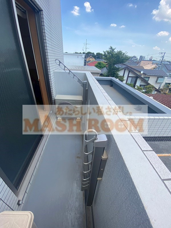 モン・シャトー松庵のバルコニー