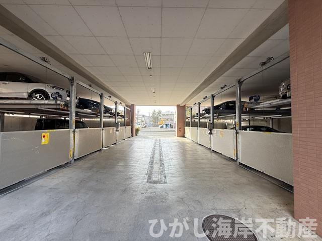 プリムローズ平塚の駐車場|敷地内駐車場