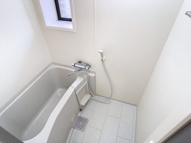 ラムセスＡユニの浴室|サンプル写真です