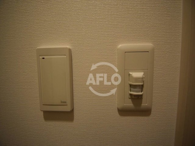 アーバネックス北堀江II　堀江小学校区のセキュリティ|アーバネックス北堀江ＩＩ　人感センサーライト・セキュリティ