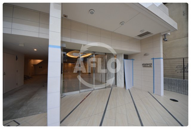 セレニテ谷九プリエのエントランス|セレニテ谷九プリエ　エントランス