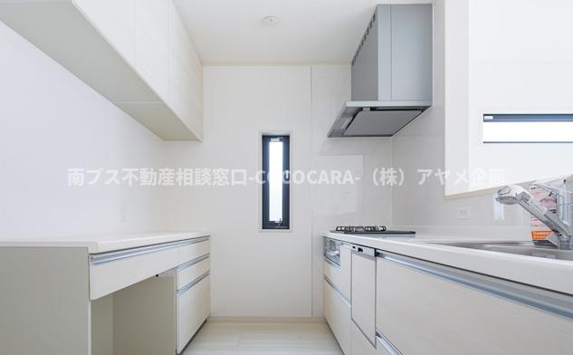 南アルプス市鮎沢の新築一戸建のキッチン|施工例：キッチン