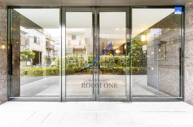 ルーブル大島参番館のエントランス|エントランスです。