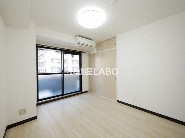 プリムローズの洋室