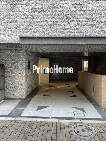 OLIO神田のエントランス