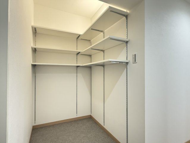 コスモ浦和原山の収納|シューズインクローゼット