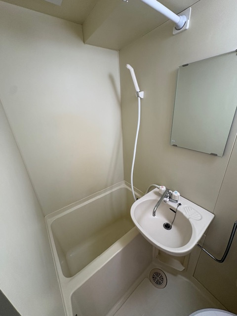 レジュエール戸田公園の浴室