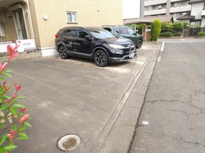 ベニルージュ　　　刈谷市近郊の賃貸はクラスホーム刈谷店の駐車場