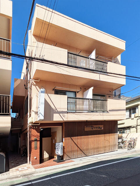 建物（Ｂ棟）の外観です。