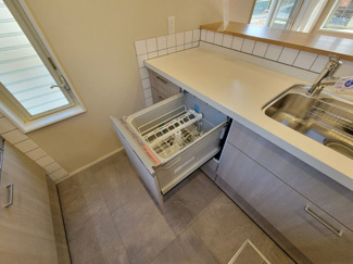 【キッチン】 | 甲斐市中下条 建物全面改装 平成2年築 中古戸建 北東角地 | 食器洗い乾燥機付き