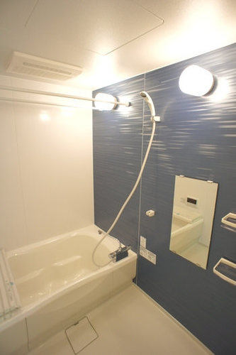 シャーメゾン北篠崎の浴室|一日の疲れを癒すのはやっぱりゆとりのお風呂ですね♪