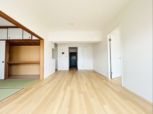 【洋室】 |  ロイヤルマンショングランデ城南☆仲介手数料無料☆