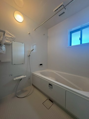 行橋市行事2丁目3期　新築一戸建ての浴室|一日の疲れを癒すバスルーム♪♪追い炊き等の機能付き♪
【行橋市　新築戸建て】