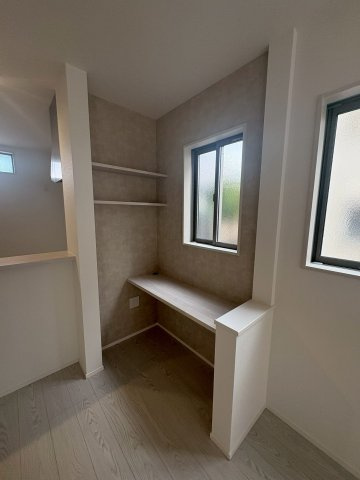 行橋市行事2丁目3期　新築一戸建ての収納|リビングには便利なワーキングスペース付き♪
【行橋市　新築戸建て】