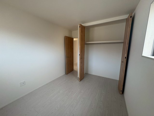 行橋市行事2丁目3期　新築一戸建ての洋室|クローゼット付き洋室♪
【行橋市　新築戸建て】