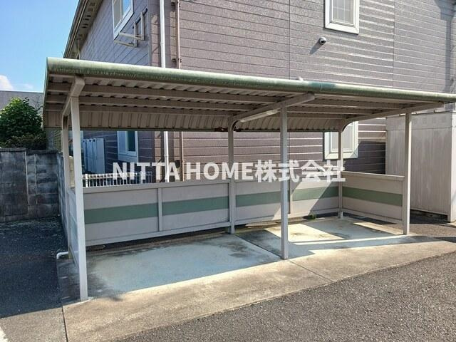 リーバイバーのその他|屋根付きの駐輪場は無料で使用ＯＫ◇