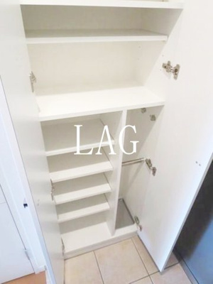 【収納】 | レガスタ錦糸町 | シューズボックスです。