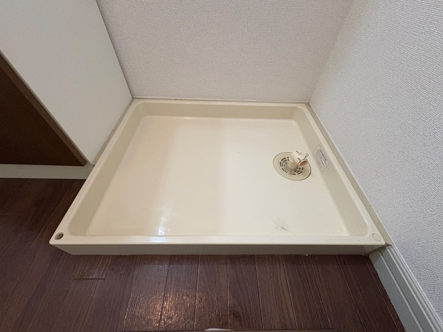 コンフォルト・パレスB棟の独立洗面台|※同タイプの部屋写真です