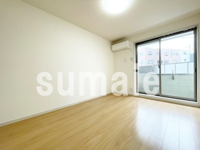 アトーレ浅間町マンションの居間・リビング|明るいリビングです！